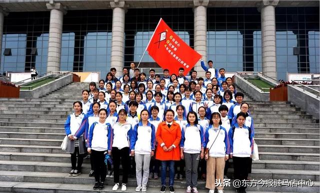 betway精装版苹果694班团支部接受团省委代表团考察